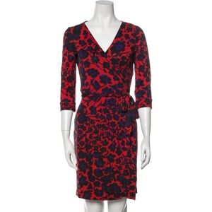 Diane von Furstenberg DVF silk wrap dress - size 8